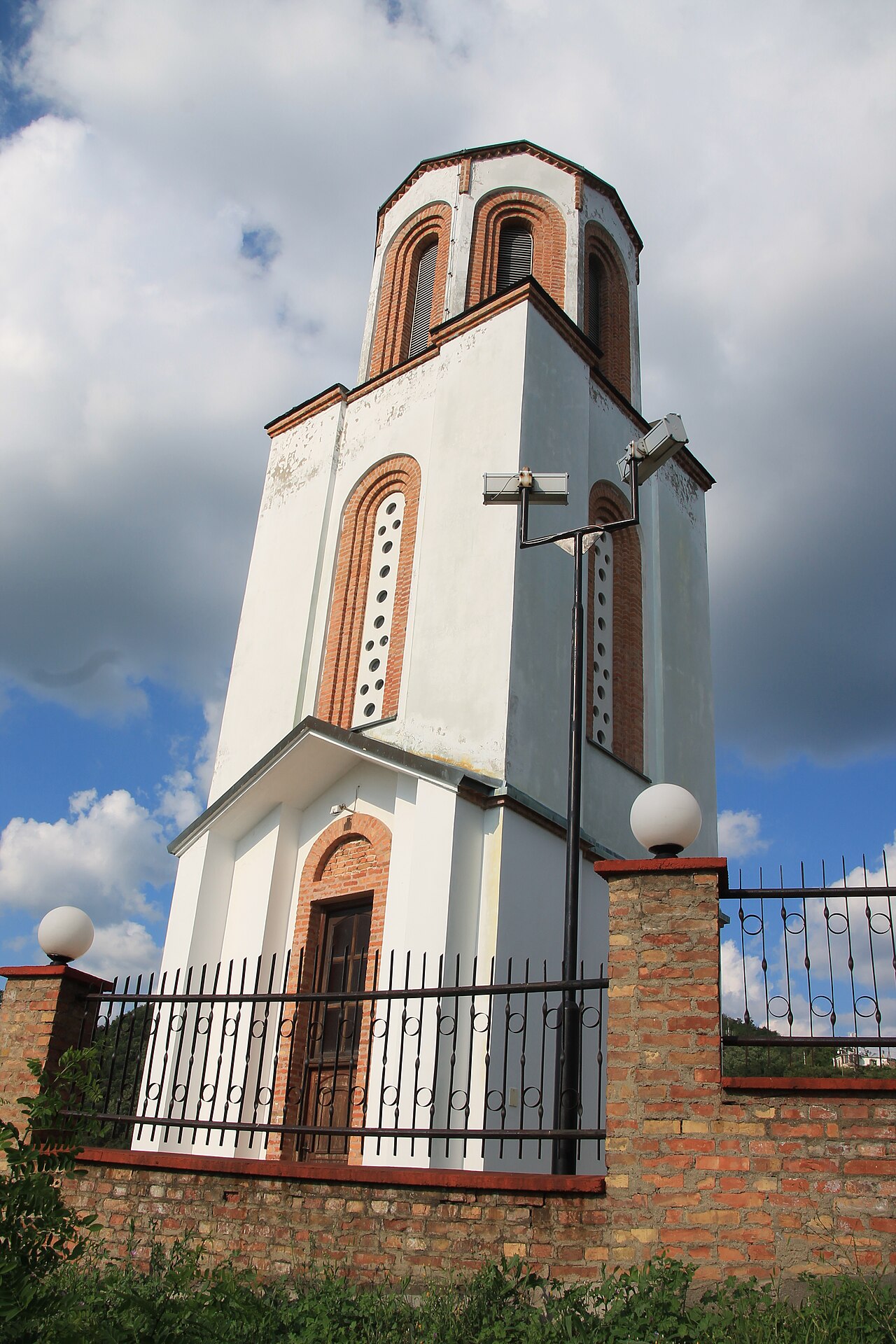 Crkva Svetog Teodora Vršačkog — fotografija 7